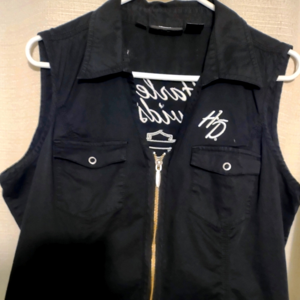 Harley Davidson sleeveless women's shirt XL,black,pink and white!!